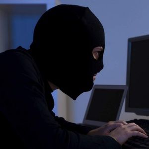 Meet your Posher, Louis